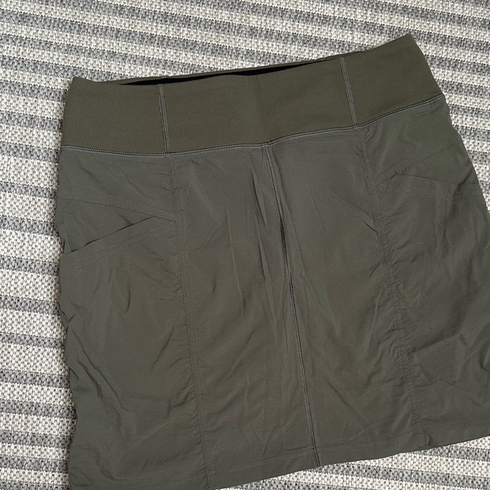 Prana Skort